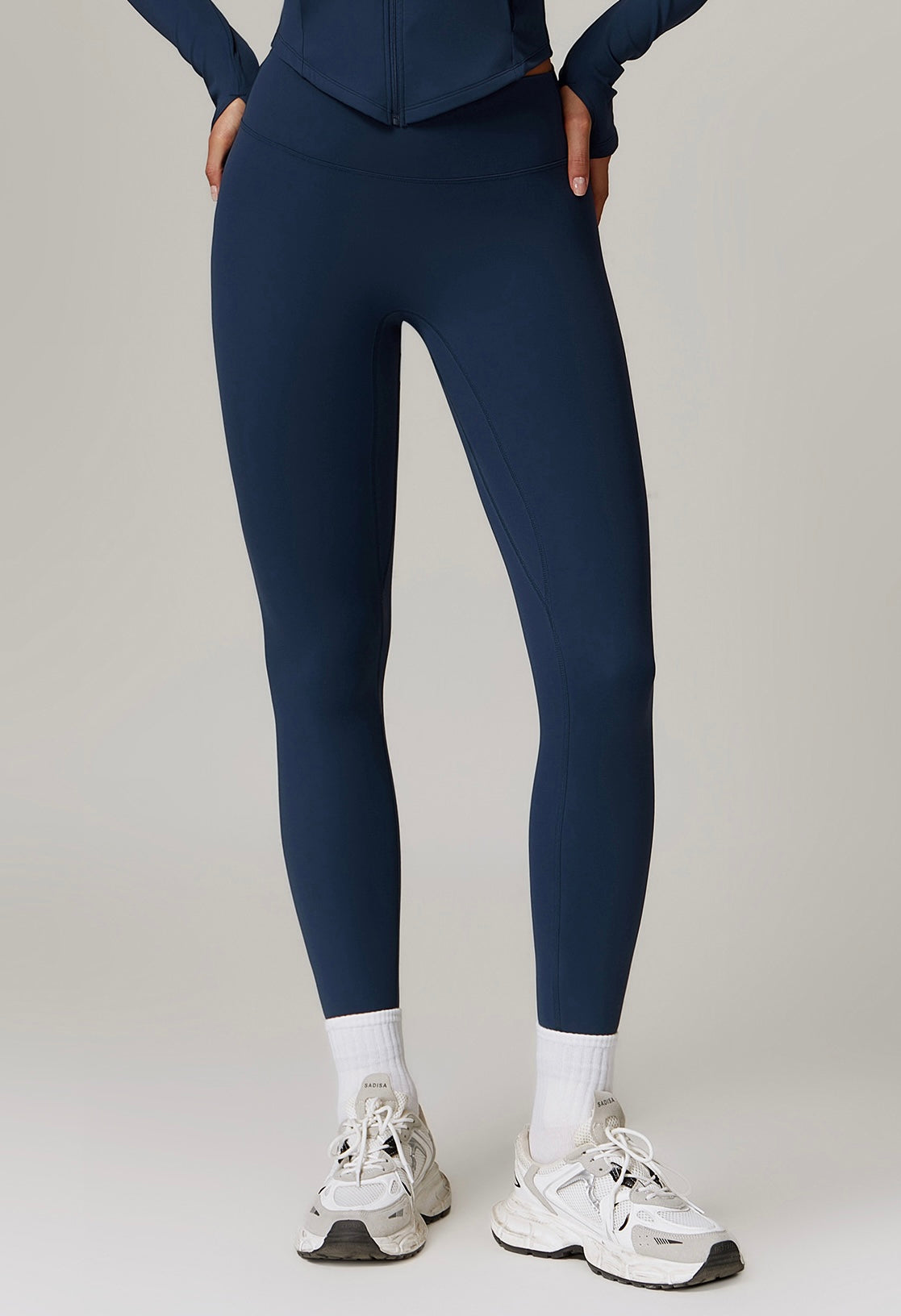 Mid Rise Leggings