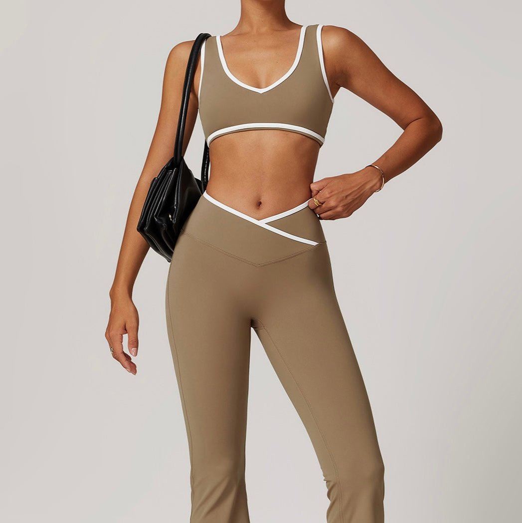 Seamless Cropped V-Neck Sports Bra