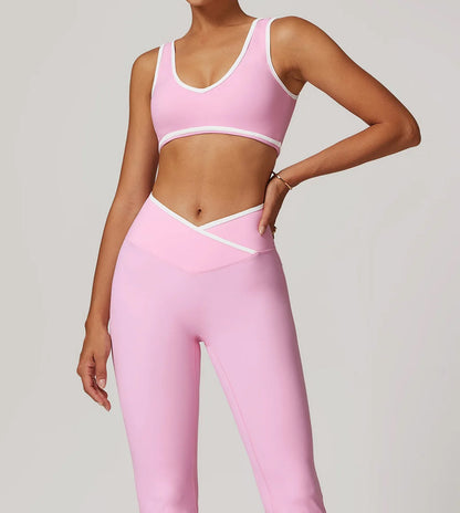 Seamless Cropped V-Neck Sports Bra