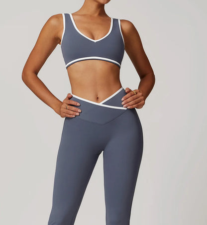 Seamless Cropped V-Neck Sports Bra